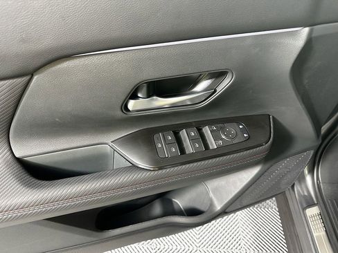 New 2026 Nissan Kicks SR w/ SR Premium Package image 9