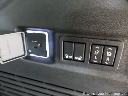 New 2026 GMC Yukon Elevation image 22