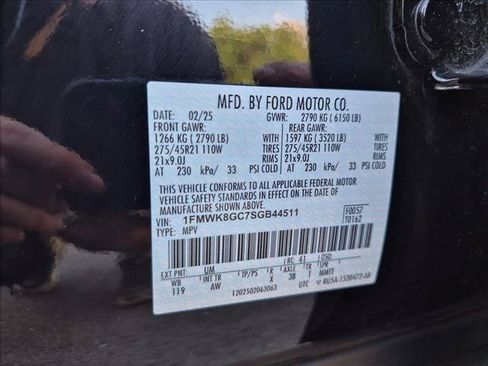 Used 2025 Ford Explorer ST w/ Sun And Sound Package AWD/4WD image 15