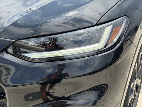 Used 2025 Honda HR-V EX-L image 9