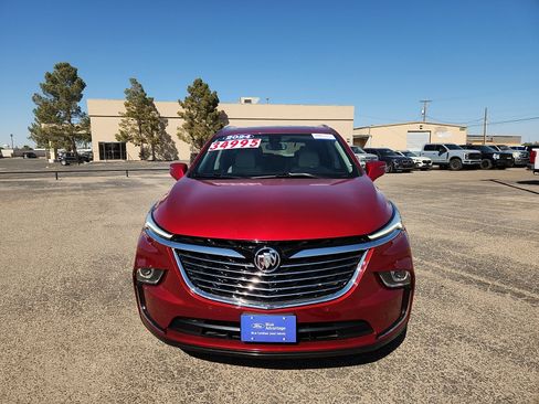 Used 2024 Buick Enclave Essence w/ Experience Buick Package image 2