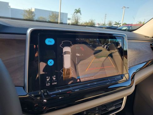 New 2026 Volkswagen Atlas SE FWD image 11