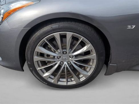 Used 2015 INFINITI Q60 Convertible w/ Premium Package image 26