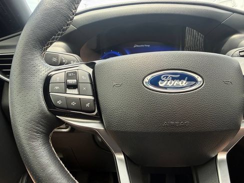 Used 2022 Ford Explorer ST w/ Equipment Group 401A AWD/4WD image 27
