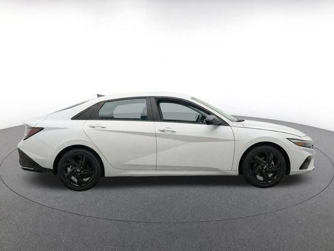 Used 2026 Hyundai Elantra Sport FWD image 10