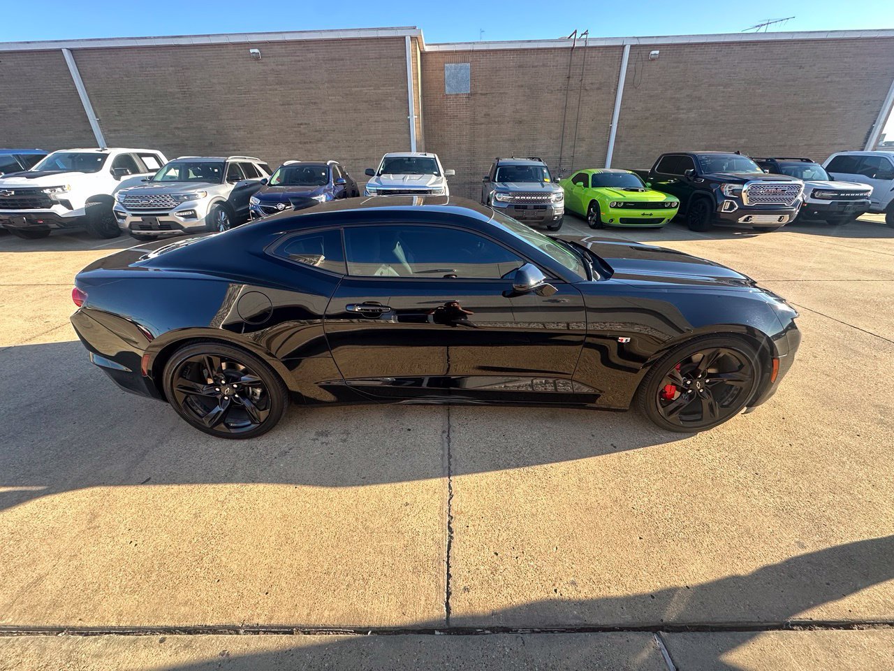 Used 2024 Chevrolet Camaro LT RWD image 15