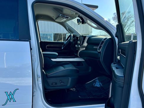 Used 2024 RAM 2500 Laramie AWD/4WD image 20