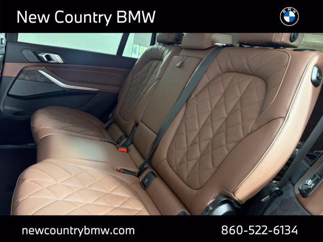New 2027 BMW X7 xDrive40i w/ Premium Package AWD/4WD image 13