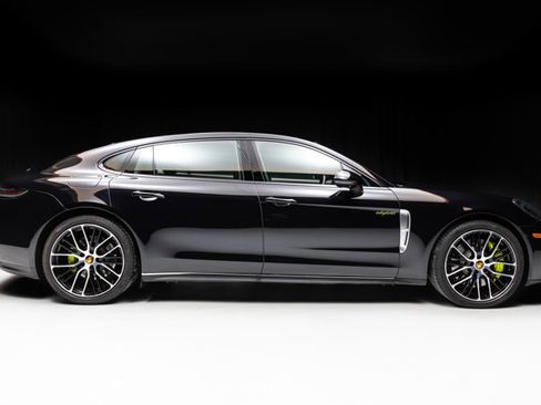 Used 2023 Porsche Panamera 4S Executive image 34