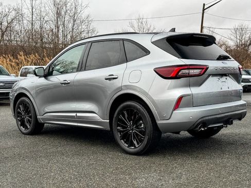 Used 2023 Ford Escape ST-Line Elite w/ Premium Technology Package image 5