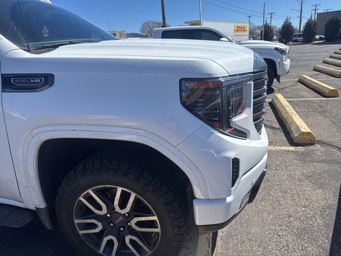 Used 2022 GMC Sierra 1500 AT4 w/ AT4 Premium Package image 3