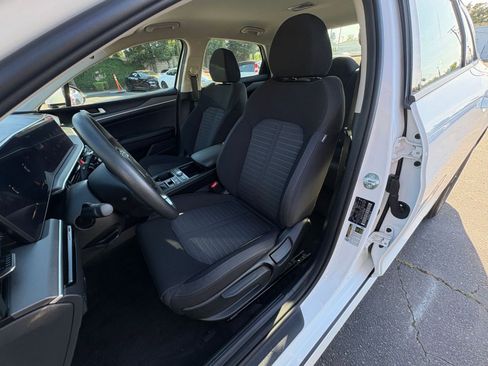 Used 2025 Kia K5 LXS image 35
