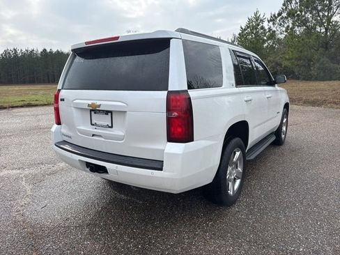 Used 2017 Chevrolet Tahoe LT image 3
