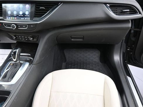 Used 2019 Buick Regal Avenir w/ Driver Confidence Package II FWD image 43