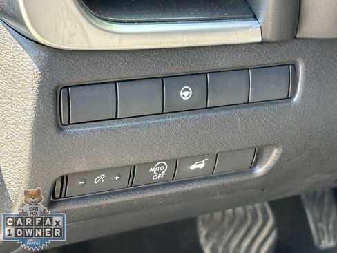Used 2024 Nissan Rogue SV w/ SV Premium Package AWD/4WD image 25