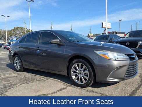 Used 2016 Toyota Camry XLE image 2