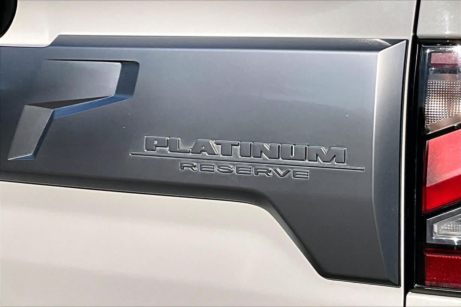 Used 2023 Nissan Titan Platinum Reserve w/ Moonroof Package AWD/4WD image 29