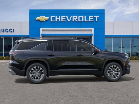 New 2026 Chevrolet Traverse LT w/ Sun and Wheel Package image 5