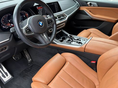 Certified 2022 BMW X7 xDrive40i w/ M Sport Package image 11