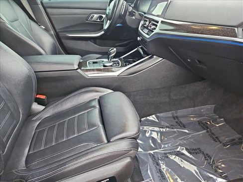 Used 2021 BMW 330i Sedan w/ Executive Package image 22