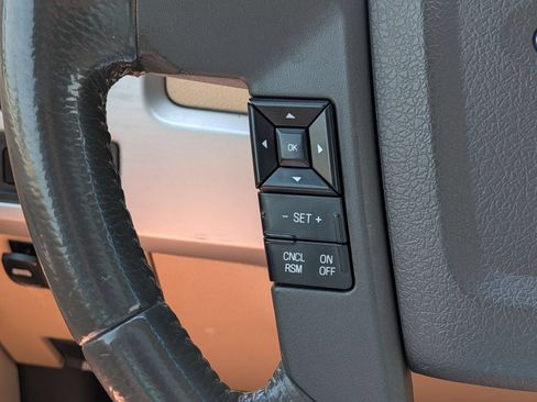 Used 2011 Ford F150 Lariat w/ Lariat Chrome Pkg AWD/4WD image 17