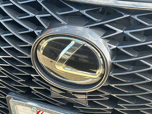 Used 2018 Lexus NX 300 F Sport w/ Cold Area Package FWD image 10