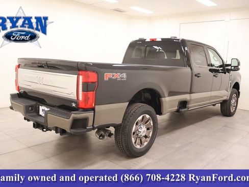 New 2026 Ford F250 King Ranch w/ FX4 Off-Road Package image 4