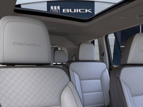 New 2026 GMC Acadia Denali w/ Super Cruise Package image 29