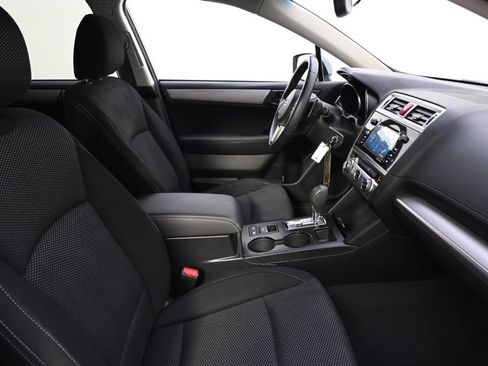 Used 2016 Subaru Outback 2.5i Premium AWD/4WD image 14
