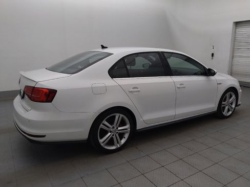 Used 2018 Volkswagen Jetta GLI FWD image 10