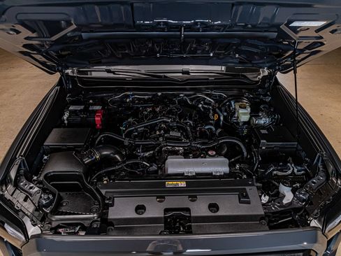 Used 2026 Toyota Tacoma SR5 AWD/4WD image 27