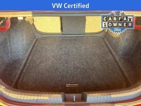 Certified 2023 Volkswagen Jetta SE image 28