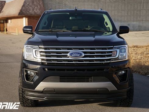 Used 2021 Ford Expedition XLT image 5