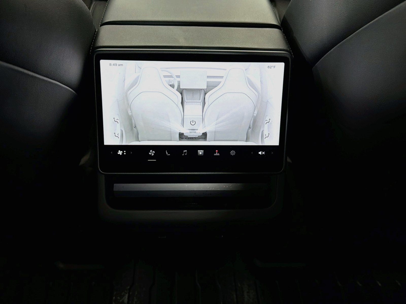 Used 2025 Tesla Model 3 Performance AWD/4WD image 27