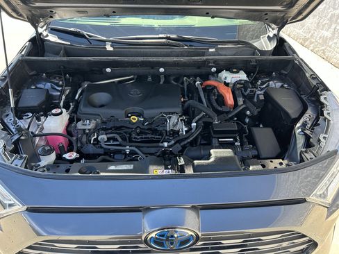 Used 2019 Toyota RAV4 XSE image 10