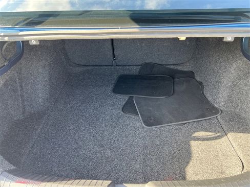 Used 2019 Volkswagen Jetta R-Line image 11