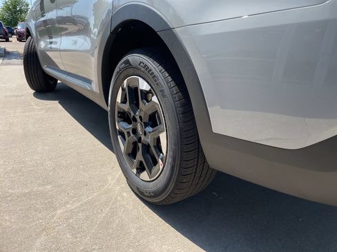New 2026 Kia Sorento S AWD/4WD image 18