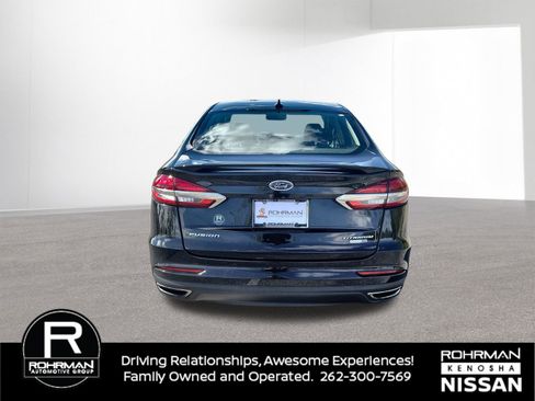 Used 2020 Ford Fusion Titanium AWD/4WD image 6