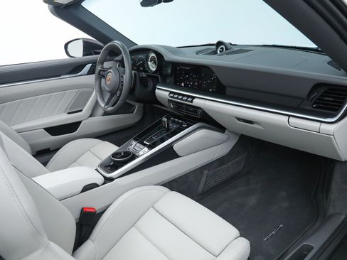 Used 2024 Porsche 911 Turbo S AWD/4WD image 18