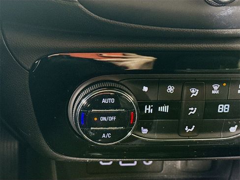 Certified 2021 Buick Encore GX Essence w/ Advanced Technology Package image 14