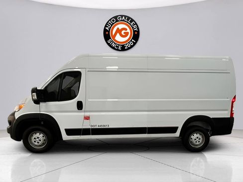 Used 2023 RAM ProMaster 2500 image 4