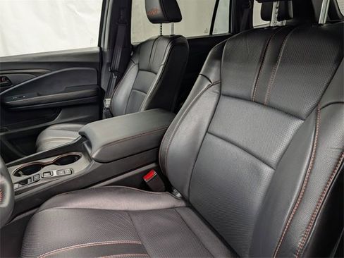 Used 2024 Honda Passport TrailSport image 10