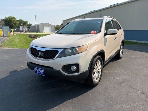 Used 2011 Kia Sorento EX w/ Premium Pkg AWD/4WD image 8