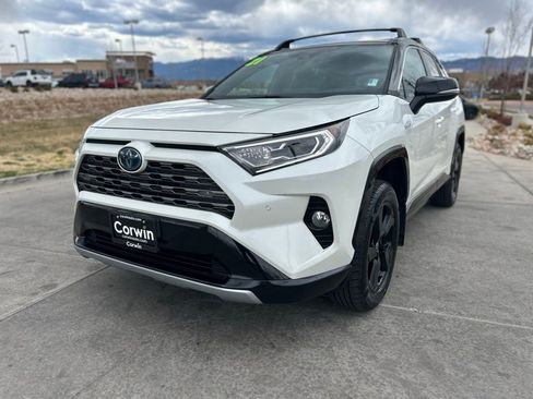 Used 2021 Toyota RAV4 XSE image 3