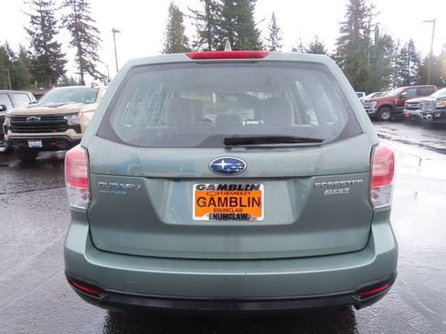 Used 2017 Subaru Forester 2.5i image 7