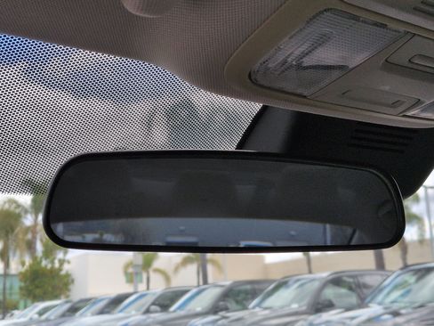 Used 2018 Honda Accord LX image 26