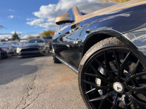 Used 2017 Mercedes-Benz Maybach S 550 4MATIC image 9