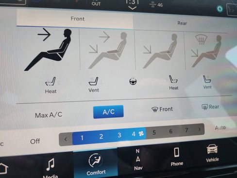 New 2026 Chrysler Pacifica Limited w/ S Appearance Package image 32