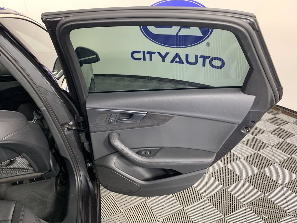 Used 2019 Audi A4 2.0T Premium Plus FWD image 34