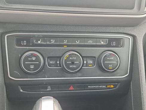 Used 2020 Volkswagen Atlas SE w/ Panoramic Sunroof Package AWD/4WD image 21